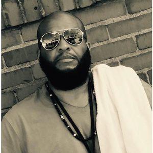 Meet your Posher, Alphonso